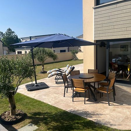 Beach House Gouville-sur-Mer Kültér fotó